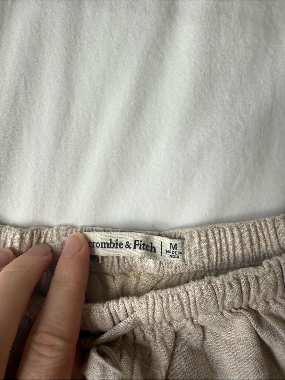 Abercrombie Ruffle Shorts - Picture 2 of 4